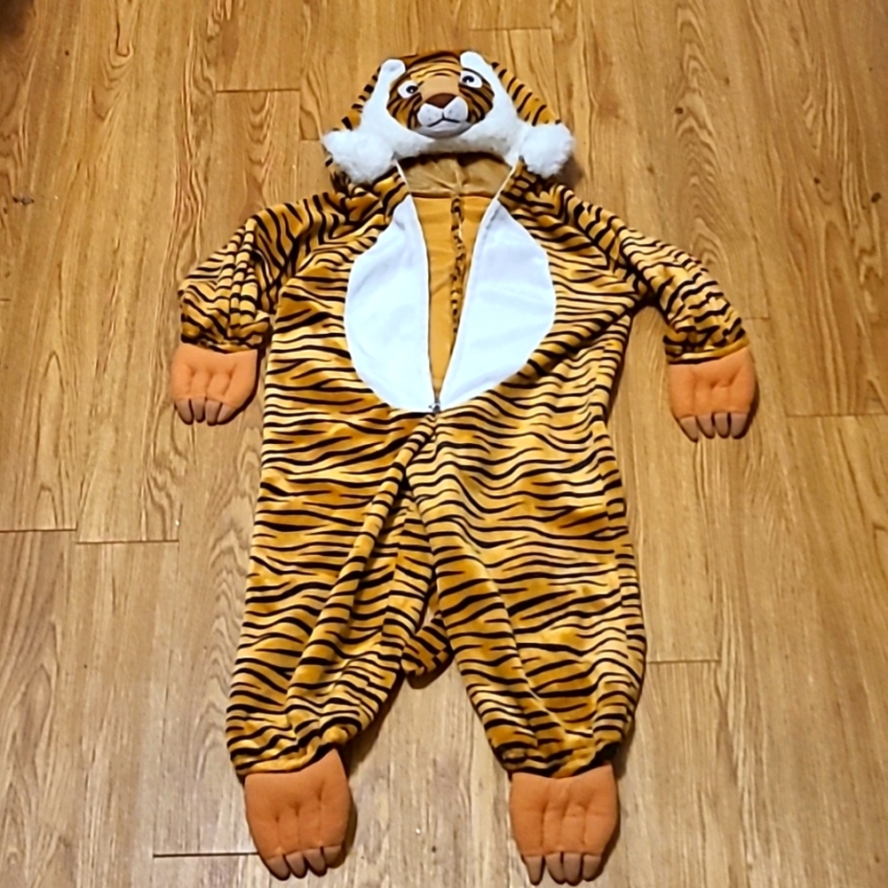 TIGERRRR Costume